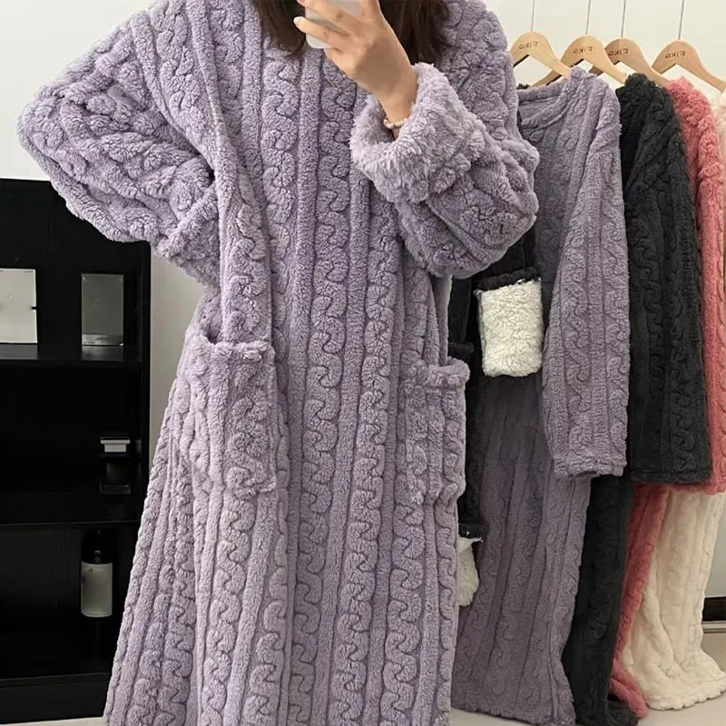 Coral Velvet Women's Nightgown Pajamas Autumn And Winter | SAMAG