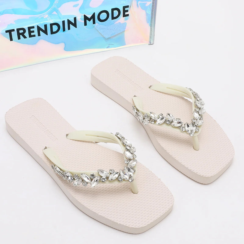 Trendin Mode Women's Beach Flip Flops Non-Slip Sole, Lightweight & Comfortable Slippers Summer Sandals