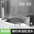 Waterfall Bathtub Faucet Deck Mounted 3 Holes Bathroom Tub Sink Mixers with Handshower Widespread Bath Tub Tap Gold/Black/Gold
