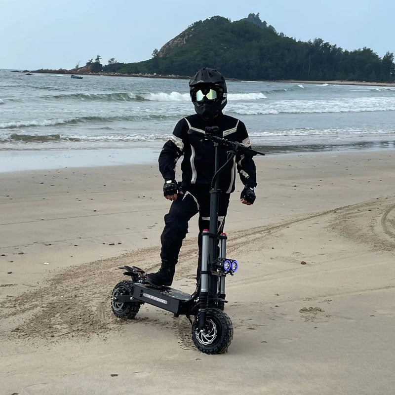 E5B High Speed Electric Scooter 3000W×2 Dual Motor 60V 35Ah Lithium Battery 150KG Load Color LCD Dual Drive Mode