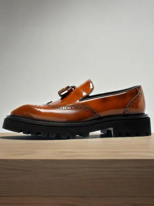 British Style Genuine Leather Platform Square Toe Carving Slip On Dress Shoes Handmade Cowhide Tassels Solid Color Men Loafer