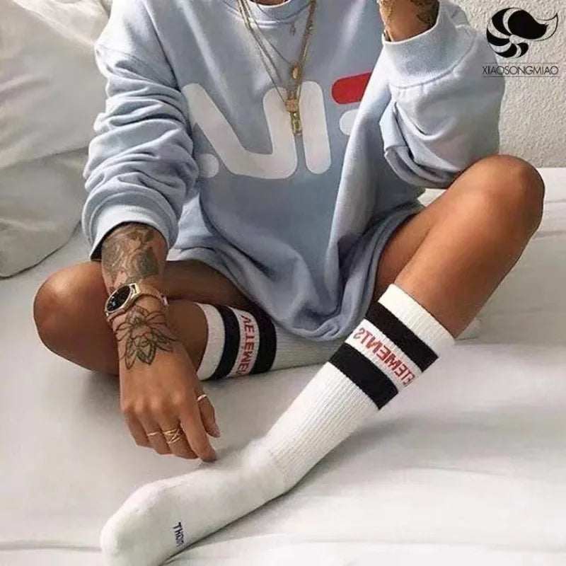 New Fashion Socks Letters Two Bars Knit Men Women Couple Socks Black White Sports Cotton Sock