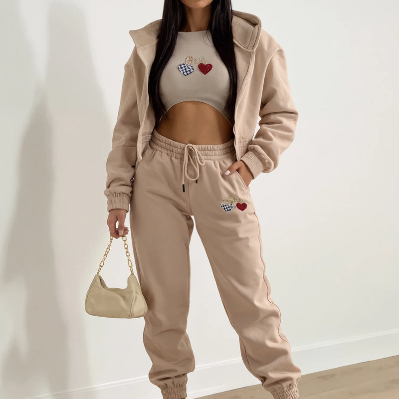 Women's New Fleece Heart-shaped Print Sports and Leisure Three-piece Suit, Long-sleeved Jacket and Half Vest and Drawstring Pants, Machine Washable