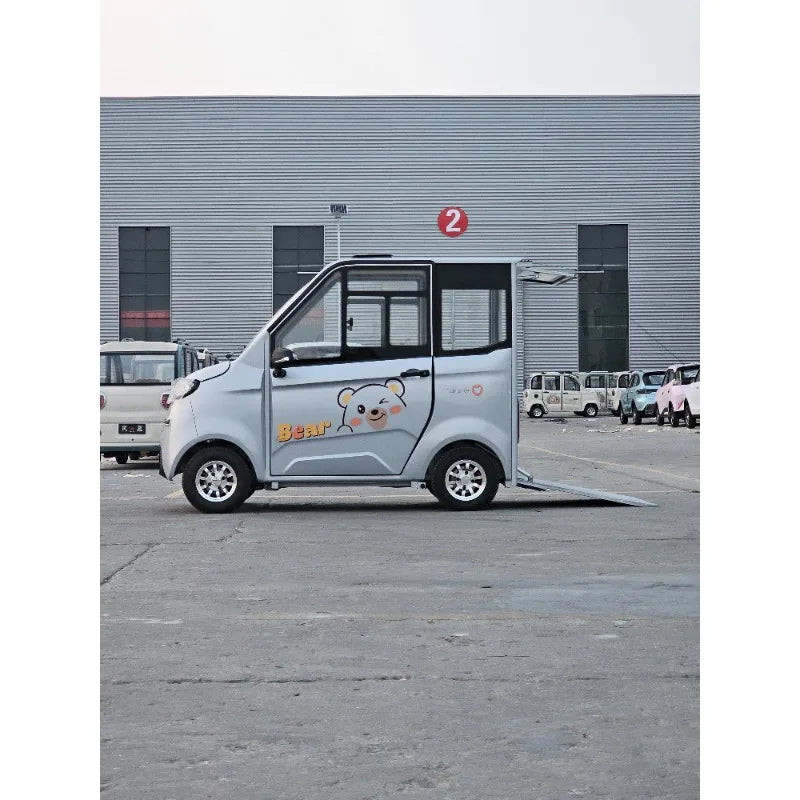 Customized 4-Wheel Mini Electric Car for Adults New Energy Vehicle 1000W 60V Voltage Closed Body 3000W Low Electric Tricycles