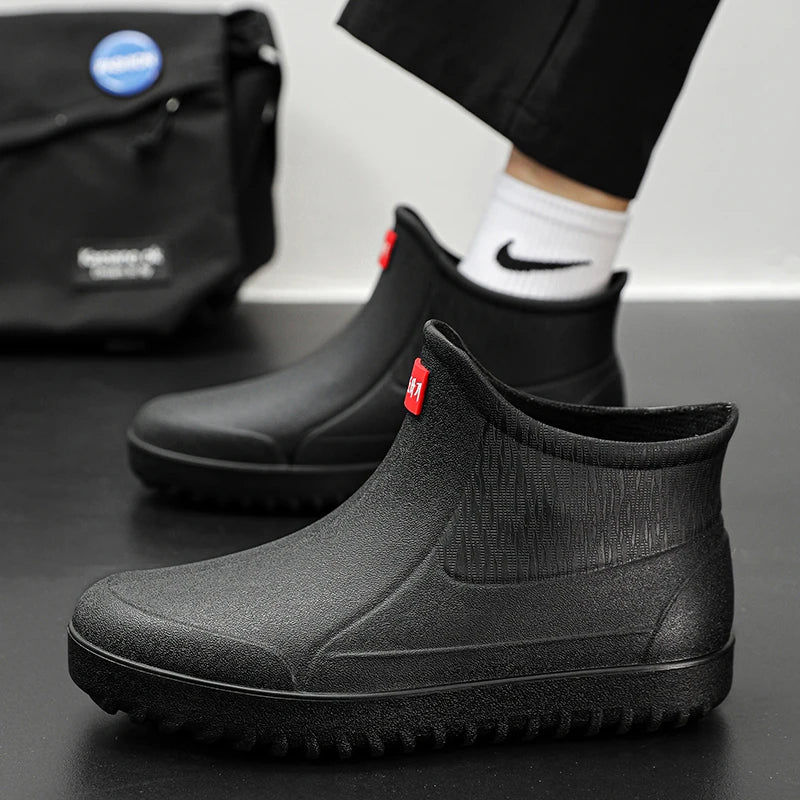 Men's casual rain shoes Four season new non-slip waterproof comfortable outdoor fishing water shoes fashion chef work rain boots