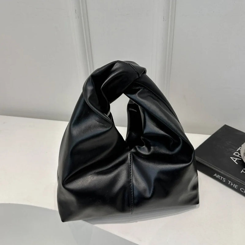 New PU Leather Tote Bags for Women Luxury Niche Design Hobo Bag Women Handbag Simple Pleated Stylish Clutch Bag