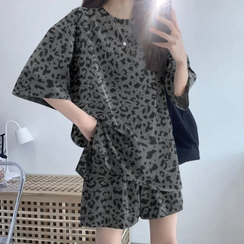 2026 Women T-Shirt Shorts Suit Set Casual Tie Dye Loose Tshirt Wide Leg Middle Shorts With Pockets Female Soft Summer Shorts Set
