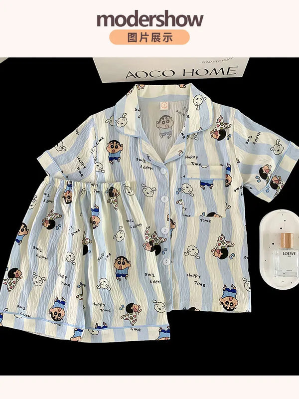 Shin-chan cartoon-patterned pajama set, a short-sleeved top and matching shorts, comfortable summer homewear