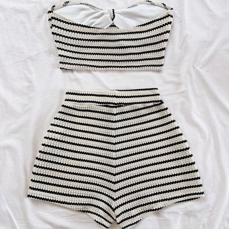 Women's Elegant 2-Piece Fashion Striped Set with Butterfly Detail Top and High-Waisted Shorts, Perfect for Holiday, Date, Aftern