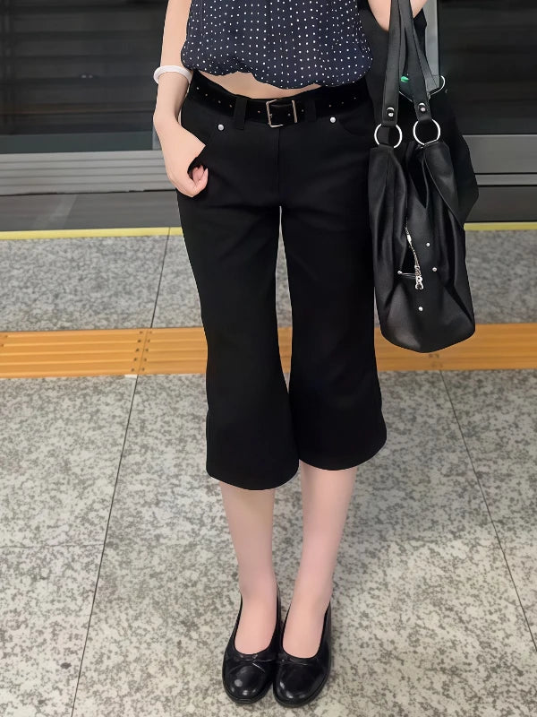 American Retro Low Waist Early Seven - Quarter Black Capri - View 3 | SAMAG