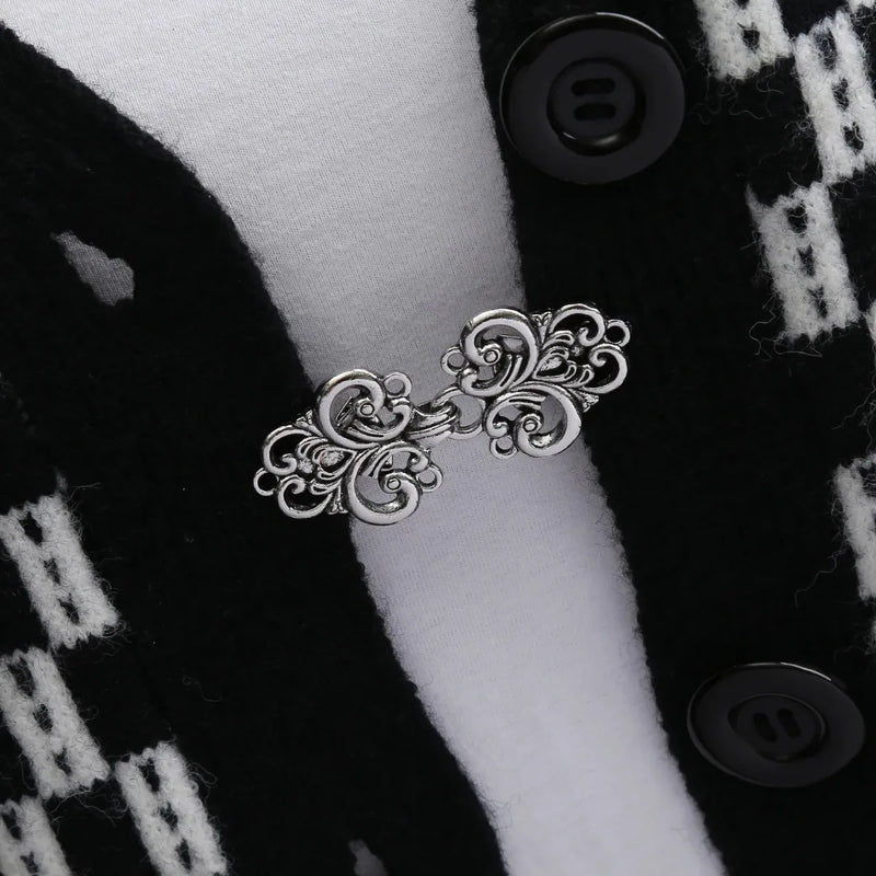 1 Pair Vintage Sweater Swirl Clip Cape Cloak Clips for Dress Retro Cardigan Clip Shawl Clasp Shirt Button Clip for Girl Women
