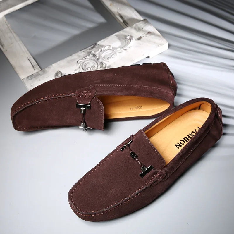 New Men Casual Shoes Fashion Suede Soft Men Loafers Leisure Moccasins Slip on Men's Driving Shoes Lazy Shoe Handmade Flats Comfy