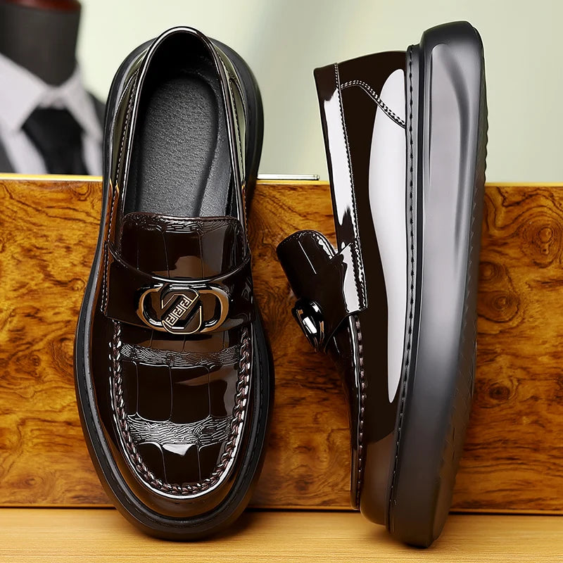 New Arrival Mens Driving Loafers Thick Bottom Summer Casual Shoes Leather Moccasins Breathable Slip on Boat Shoes Business Flats