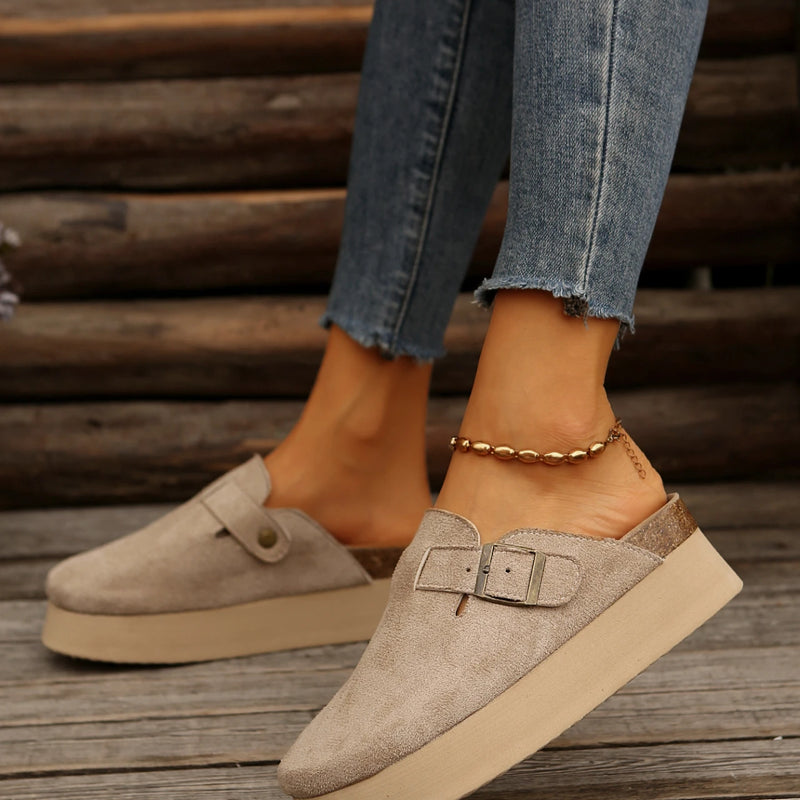 Women Mules Shoes Casual Outdoor Mules Slippers Slip-On Outdoor Beach Flat Shoes Trendy Fashion Cork Sole Sandals Slides Women