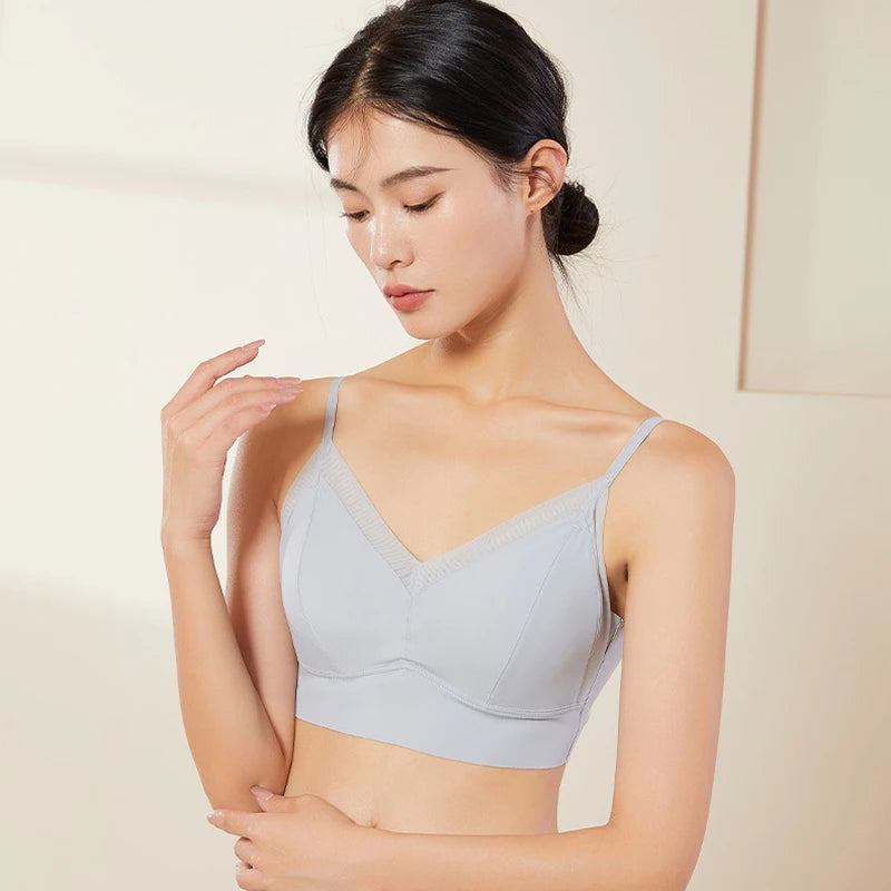 New Women's Seamless Mulberry Silk Bralette, Wire-Free Nude Feel Bra Camisole