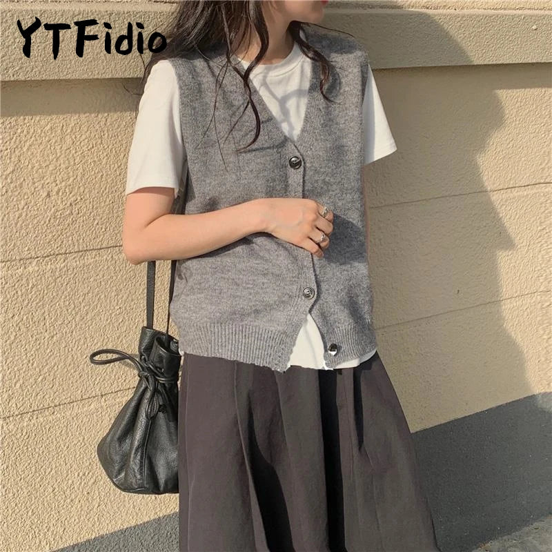 YTFidio Women Cardigan Vest Clothing O-neck Tank Tops Four Button Casual Outerwears Ladies Tops Knitted Solid Casual Autumn 161