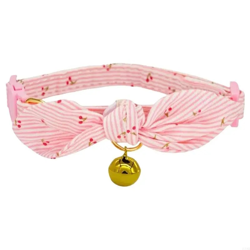 F19B Dog Cats Collar Comfortable Flower Charm Design Adjustable for Puppies Kittens Adults
