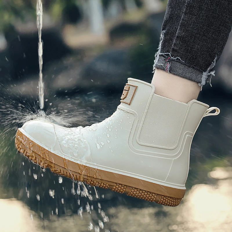 【First need for trendy people in the rainy season】Men's low-tube waterproof rain boots anti-slip wear-resistant Chelsea wind sho