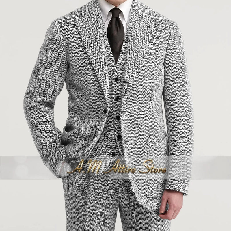 Grey Exquisite Men 3pcs Suit Herringbone Peak Lapel Jacket Vest Pants Set for Wedding Prom Graduation Birthday Party Father Gift