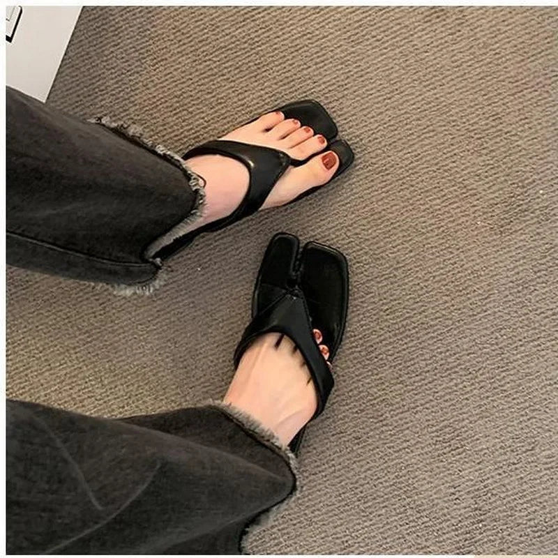 Summer Women's Clip Toe Slippers Fashion Flats Comfortable Comfort Outdoor Beach Vacation Flip Flop Slides Women Slippers 35-42