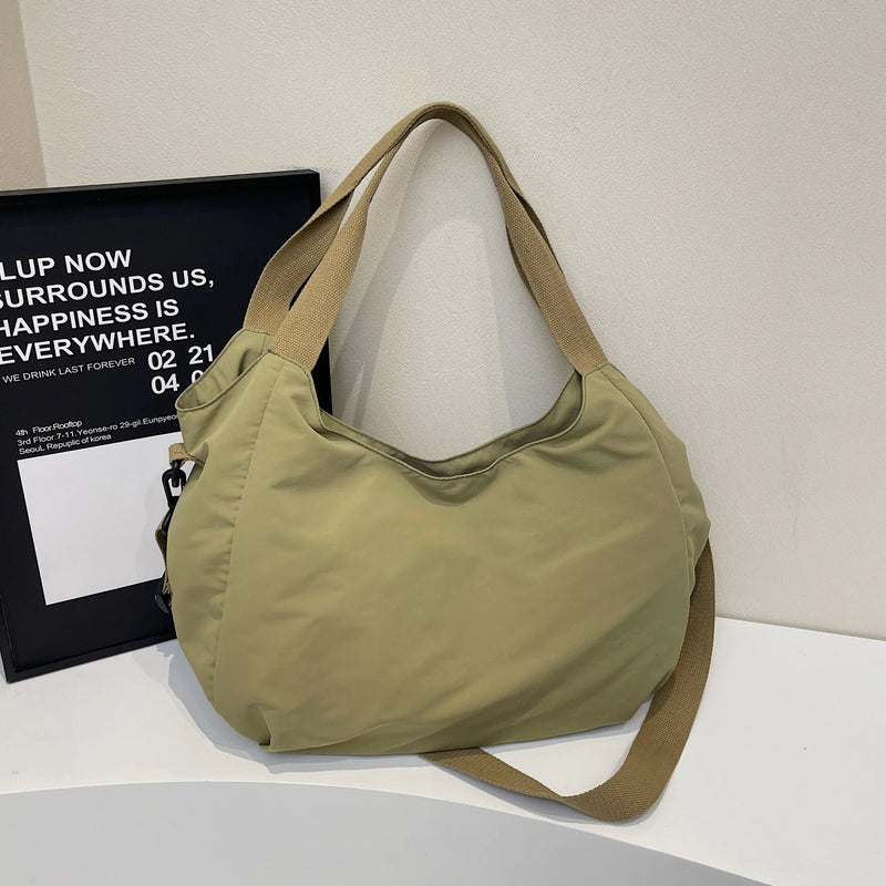 Large Capacity Waterproof Nylon Shoulder Bags Women Korea Style Cloth Hobo Bags Many Outer Bag Casual Totes Soli Tooling Bags