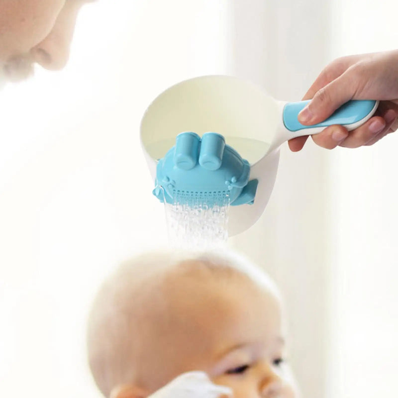 Baby Kids Bath Pail Body Washing Shower Children shampoo shower spoon frog water spoon for Rinsing Hair Protecting Infant Eyes