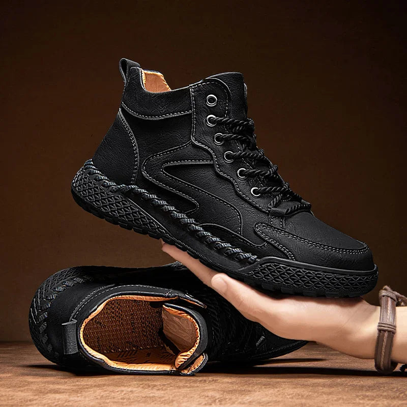 Outdoor Hiking Shoes for Men Autumn Winter Men Ankle Boots Hand Stitched Optional Plush Non-slip High Top Casual Shoes Sports