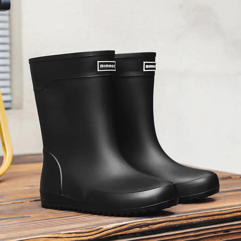 New Fashion Men Rain Shoes Waterproof Mid-Calf Boots Non-slip Work Rubber Outdoor Fishing Male Comfort Causal Footwears