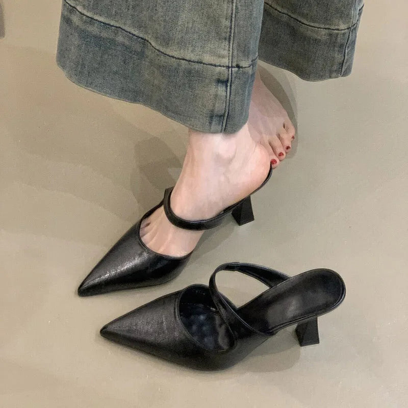 2026 Summer New Women's Fashionable Pointed-Toe Mules Designer Brand Womens Slippers Outdoor Sexy Party Stiletto Sandals Size 42