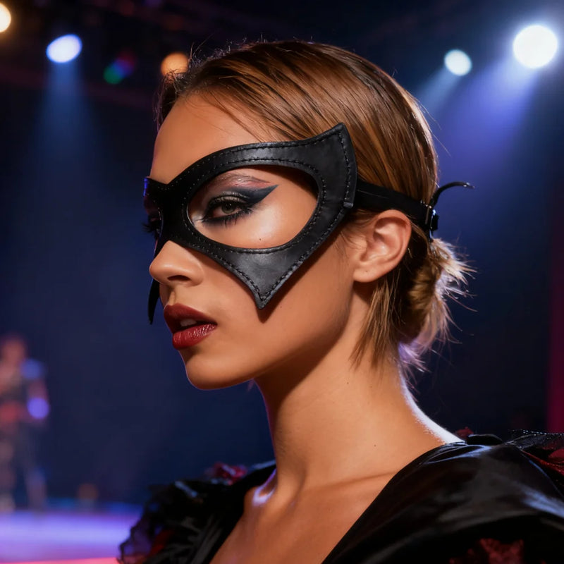 Catwoman Mask Masquerade, Face Cat Kitten Leather Mask for Women Women Girls Cosplay Mask for Halloween Carnival Party