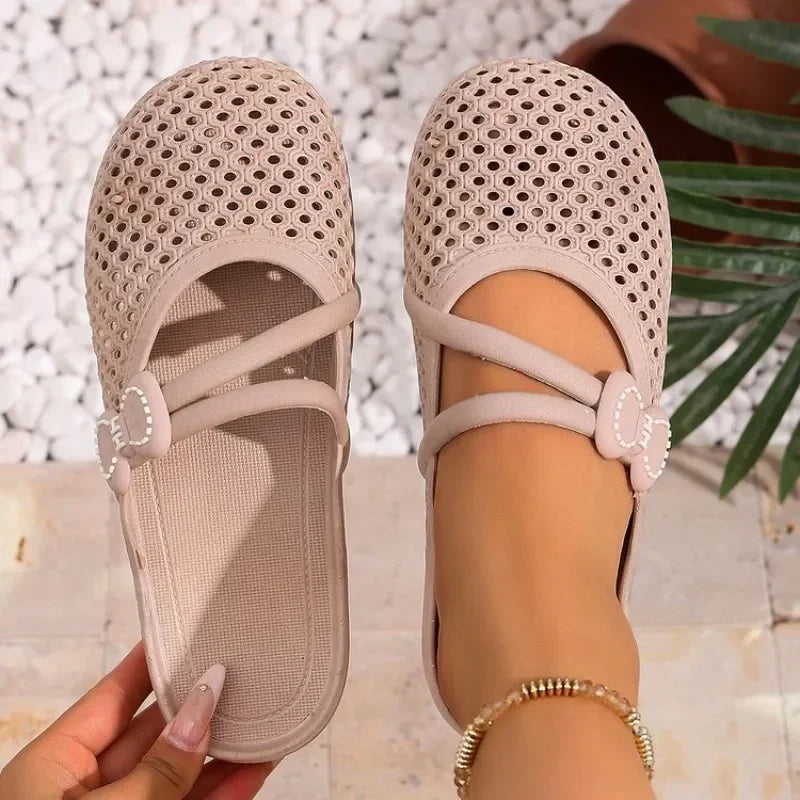 Women's Garden Clogs Breathable Hollow Slip on Mule Shoes Lightweight Comfortable Daily Outdoor Beach House Slippers Khaki White