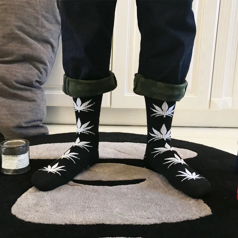 Unisex Socks Maple Leaves Fashionable Harajuku Casual | SAMAG