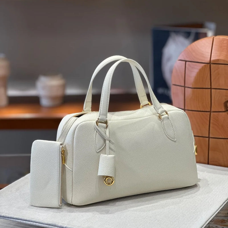 2026New Personality Grain First Layer Calf Leather with Shoulder Strap Large Capacity Boston One Shoulder Portable Crossbody Bag