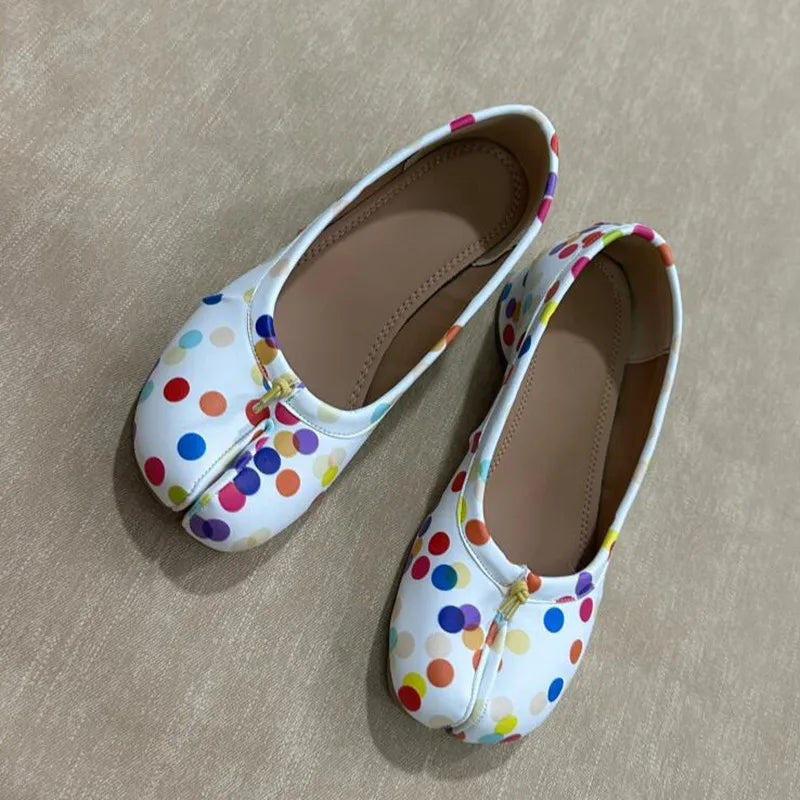 Spring Summer Microfiber Leather Split Toe Women Pumps Fashion Pleated Designer Low Heeled Tabi Soft Soles Loafers Casual Shoes