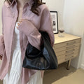 New PU Leather Tote Bags for Women Luxury Niche Design Hobo Bag Women Handbag Simple Pleated Stylish Clutch Bag