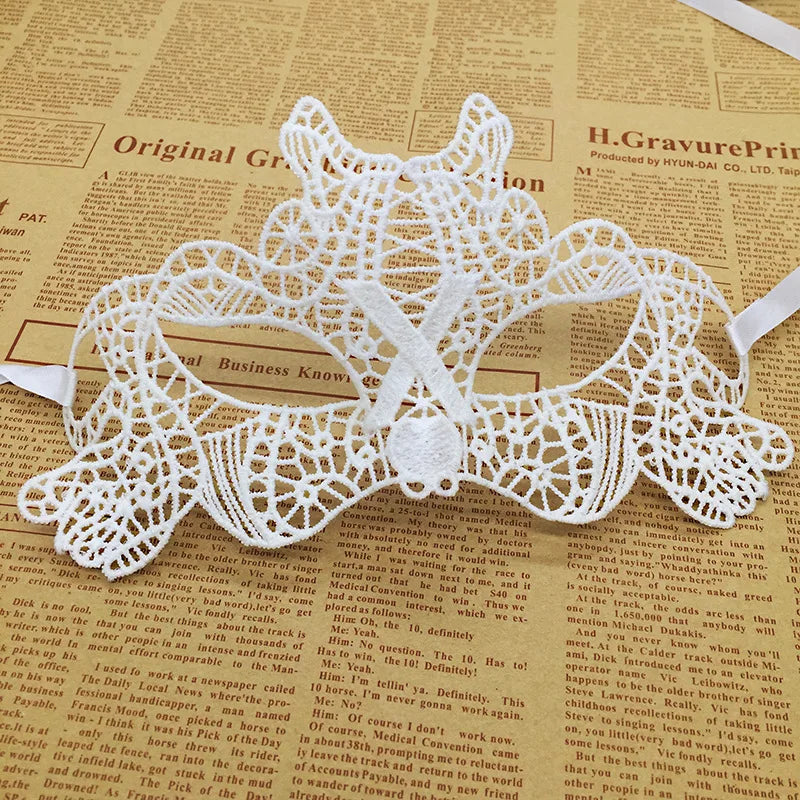 1pcs Hot Sale White Sexy Lace Half Face Masks Various Styles Halloween Masquerade Party Dance Mask Costume