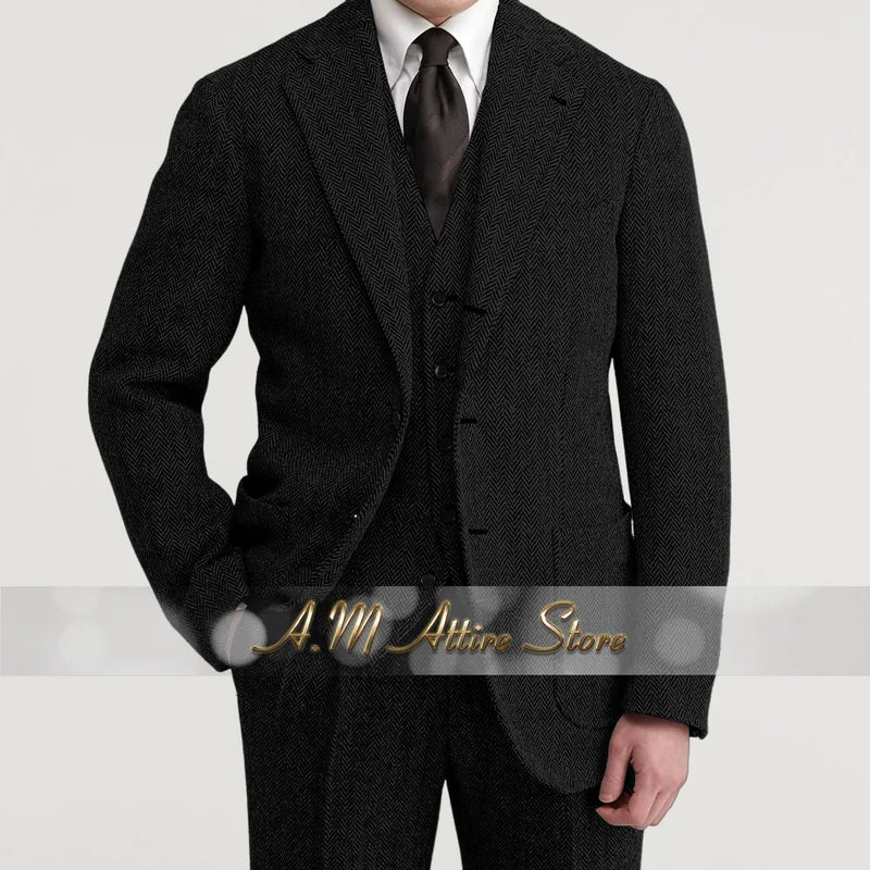 Grey Exquisite Men 3pcs Suit Herringbone Peak Lapel Jacket Vest Pants Set for Wedding Prom Graduation Birthday Party Father Gift