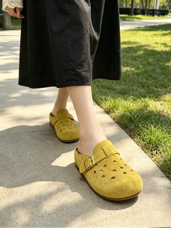 Women's Summer Breathable Hollow Out Clogs, Closed Toe Mule Slippers, Soft Sole Slip-On Shoes, Flat Sandals For Outdoor Wear