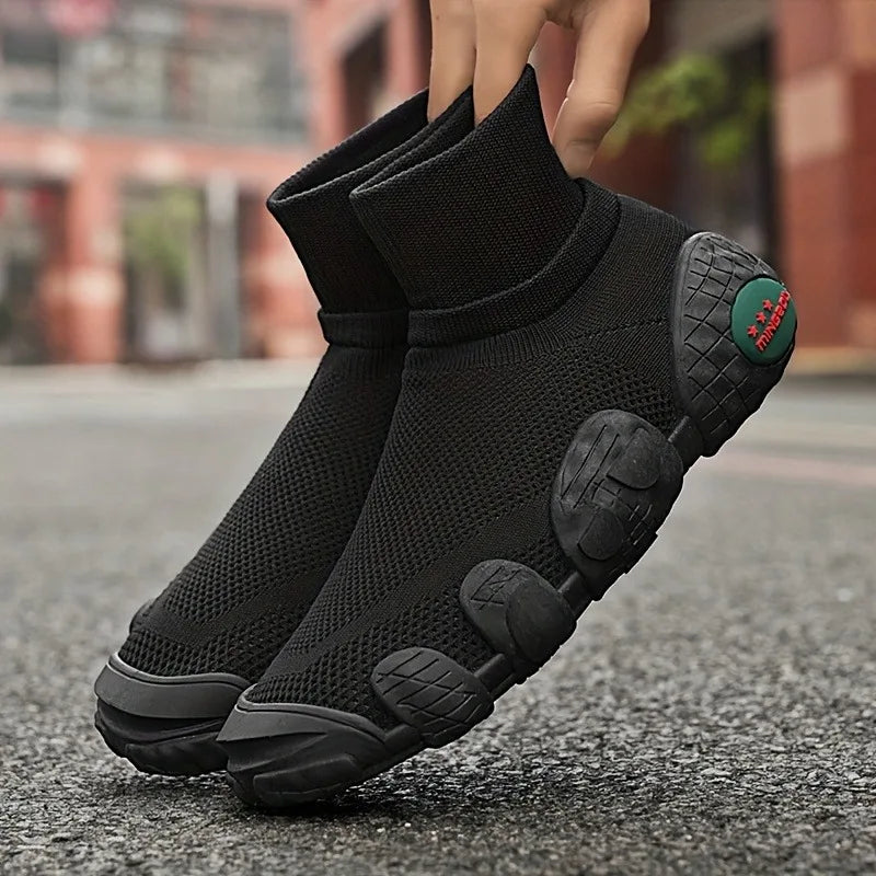 Summer Breathable Hollow Mesh Shoes, Casual Sports Shoes, Fashionable and Versatile Men's Shoes