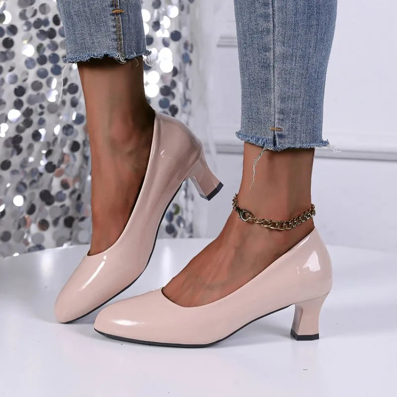 Slip-on Women's Shoes 2026 Autumn Style Shallow Comfortable Work Shoes Casual Fashion High Heels Large Size 36-43
