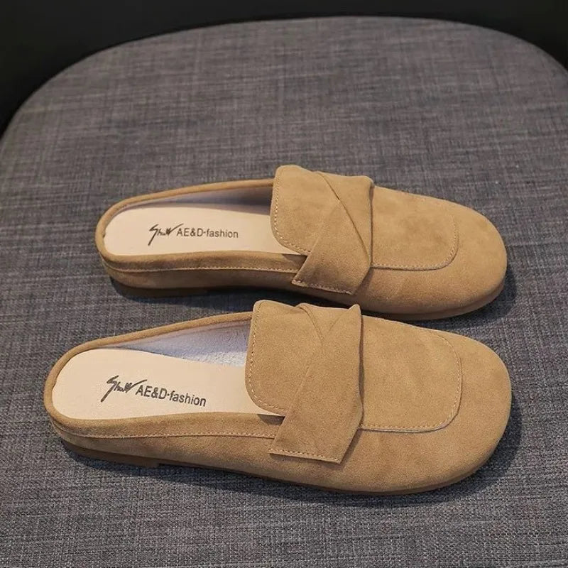 Women's New Spring Summer Style Plus Size Mules Soft Leather Soft Sole Flat Heel Closed Toe Half Slip On Outdoor