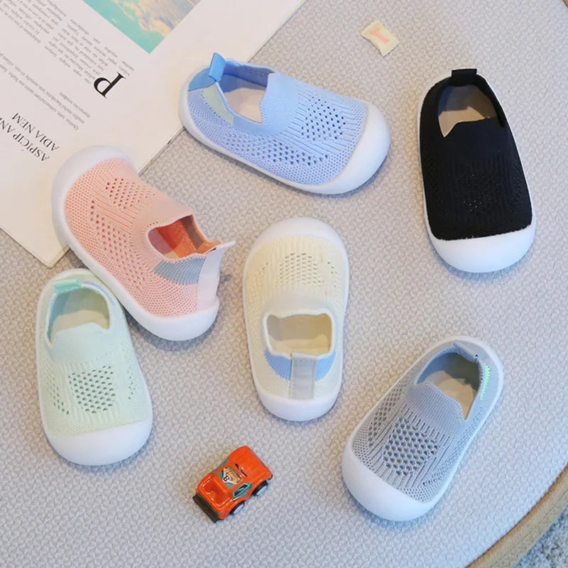 Spring Summer Breathable Knitted Non-slip Soft Sole Kids Sneakers for Boys Girls Tennis Casual Shoes Toddler School Shoes