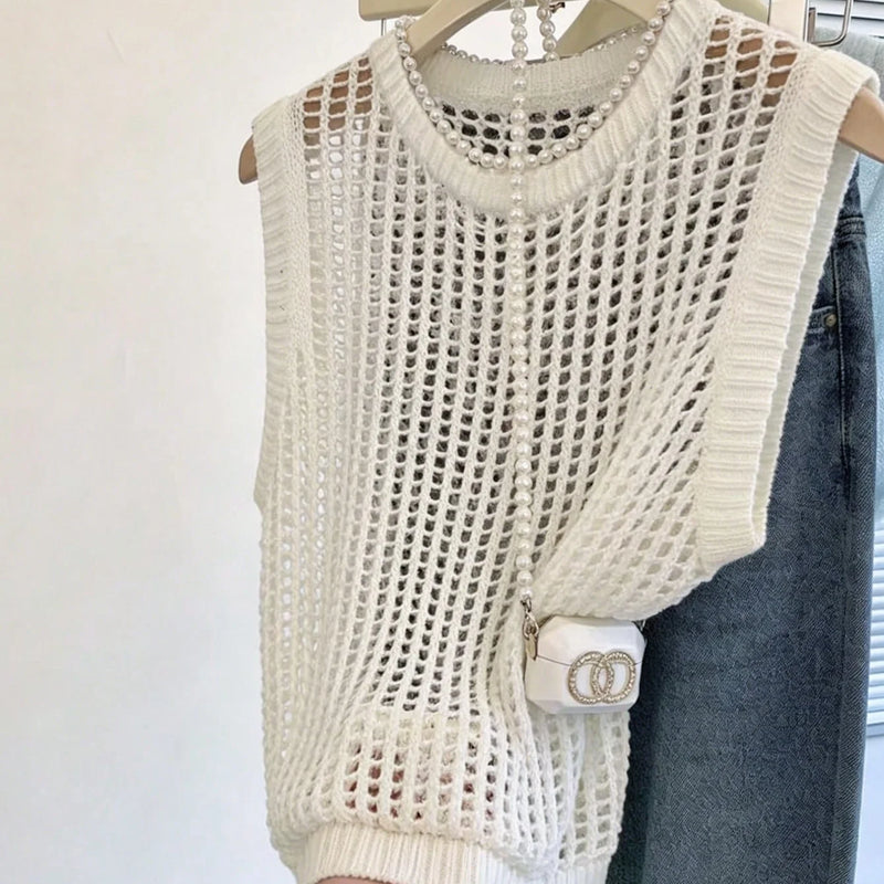 Women's White Hollow Out Knit Vest, Crew Neck Sleeveless - View 3 | SAMAG