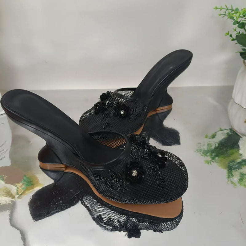 European and American Fashion Hollow Flower Baotou Banquet Half Slippers for Women's Outdoor Versatile Slope Heel Fashion Shoes