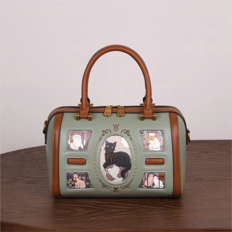 2026 new autumn and winter high-end texture handbag, niche design, fashionable rivets, Boston pillow bag, crossbody bag