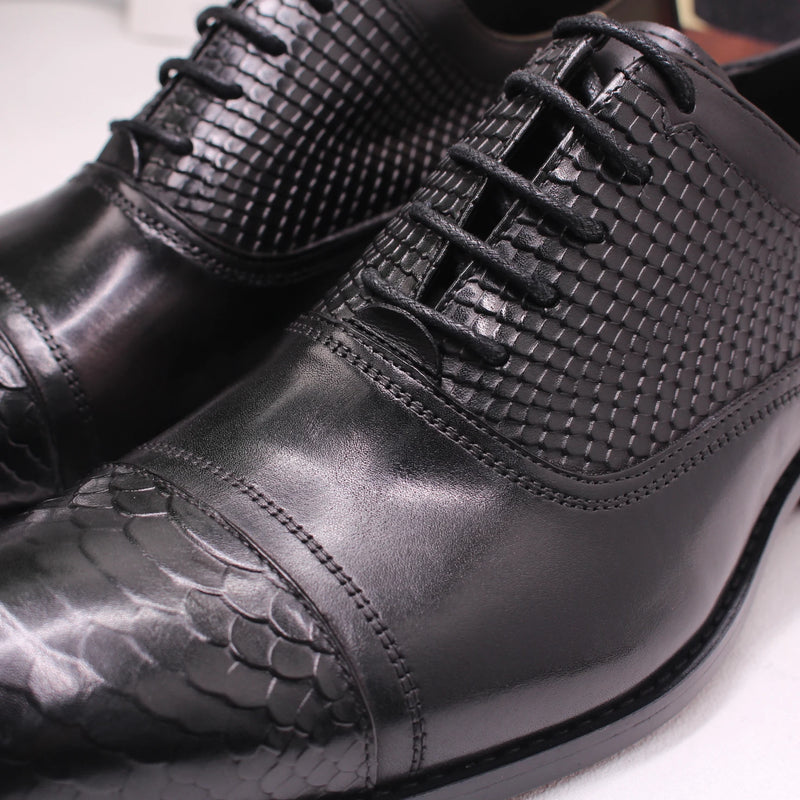 Men's Dress Shoes Leather Formal Business Oxford Derby Shoes Brogue Retro Dress Shoes for Men Wedding Fashion black Oxfords