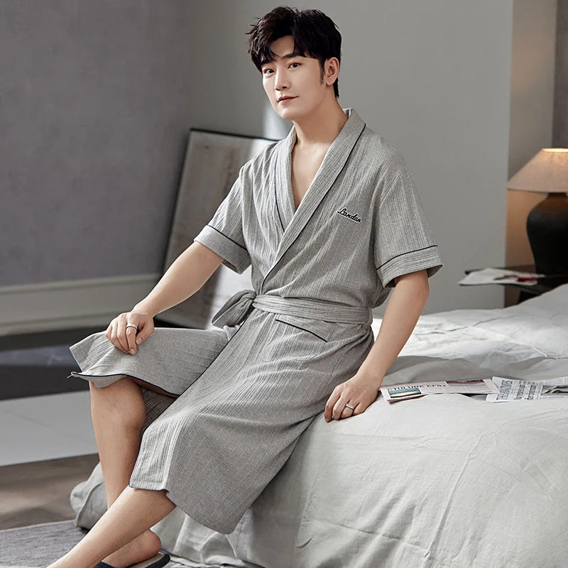 Fashion Bathrobe New Style Thin Cotton Knited Men Robes V Neck Mens Sexy Sleepwear Summer Male Kimono Short Sleeve Pajamas L-4XL