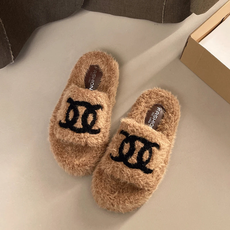 2026 Fashion Indoor Casual Non Slip Warm Women's Cotton Slippers Winter New Trendy Plush Comfort Soft Sole Shoes for Women