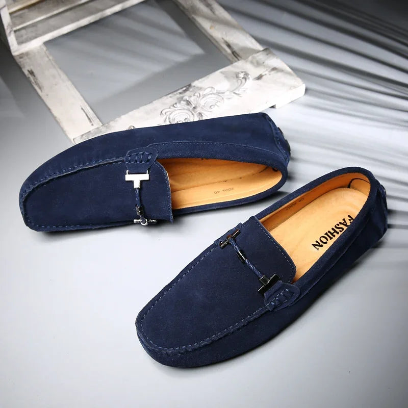 New Men Casual Shoes Fashion Suede Soft Men Loafers Leisure Moccasins Slip on Men's Driving Shoes Lazy Shoe Handmade Flats Comfy