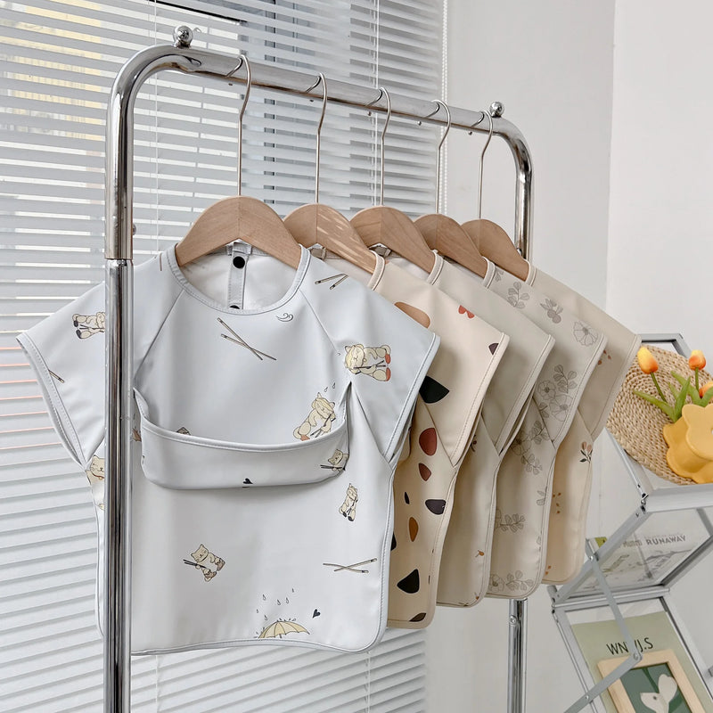 Cute Baby Bibs Toddler Baberos Bavoir Waterproof Short Sleeve Apron Cartoon Animals Children Feeding Smock Bib Baby Stuff 0-6Y